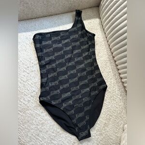 Black/Grey Balenciaga 1 Piece Bathingsuit
